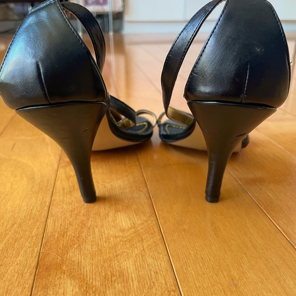 Nine West Rhinestone heels. - Picture 5 of 5